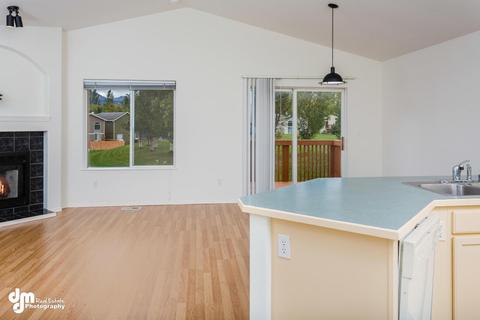 4021 Sycamore Loop, Anchorage, AK 99504 photo 7