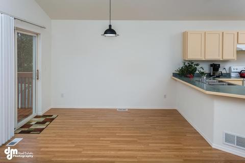 4021 Sycamore Loop, Anchorage, AK 99504 photo 8