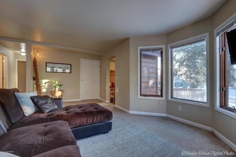 6501 E 11th Ave, Anchorage, AK 99504 photo 2