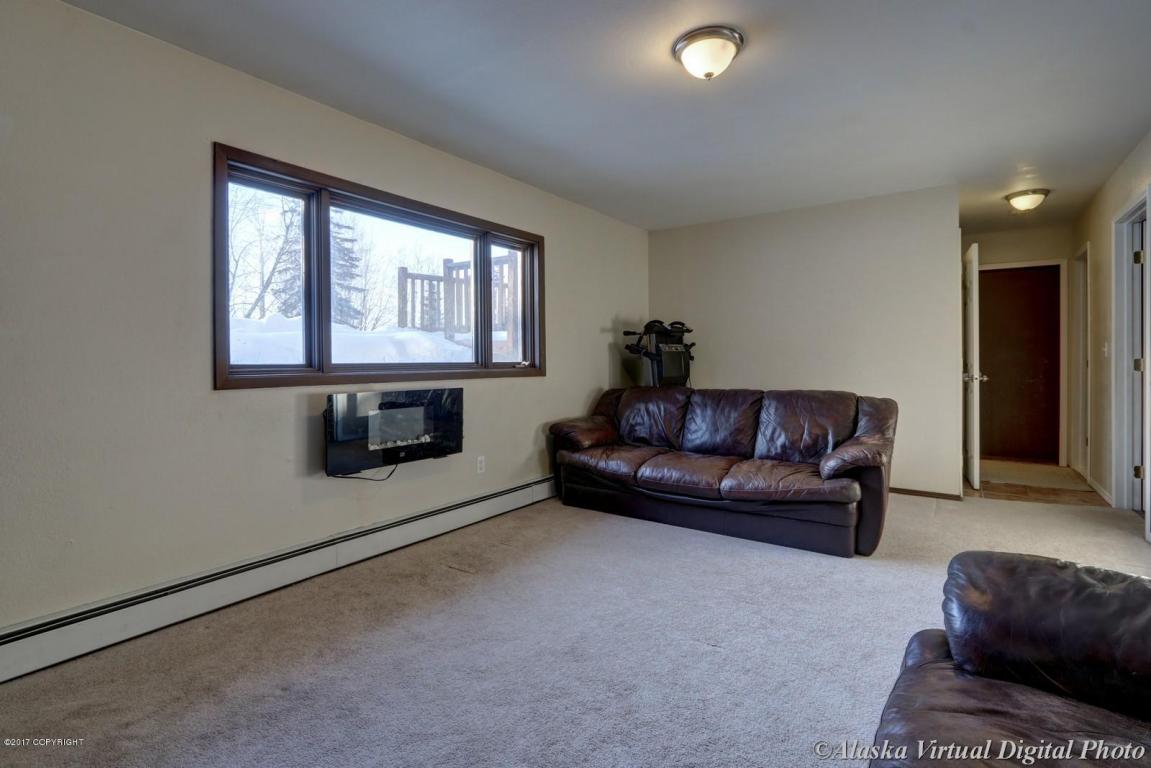 17017 Vanover Cir, Eagle River, AK 99577 photo 18
