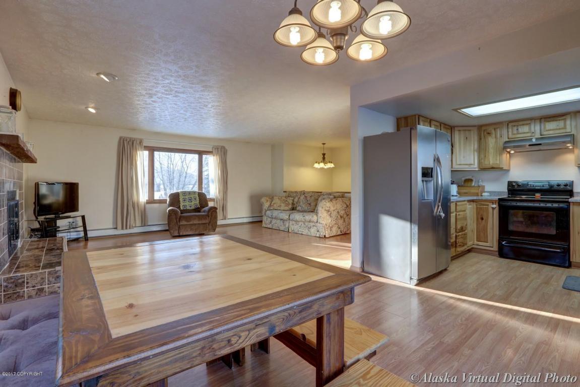17017 Vanover Cir, Eagle River, AK 99577 photo 8