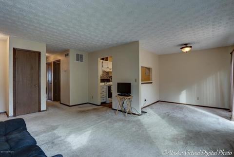 1821 Bellevue Loop, Anchorage, AK 99515 photo 2