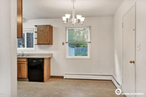 1620 E 27th Ave, Anchorage, AK 99508 photo 8