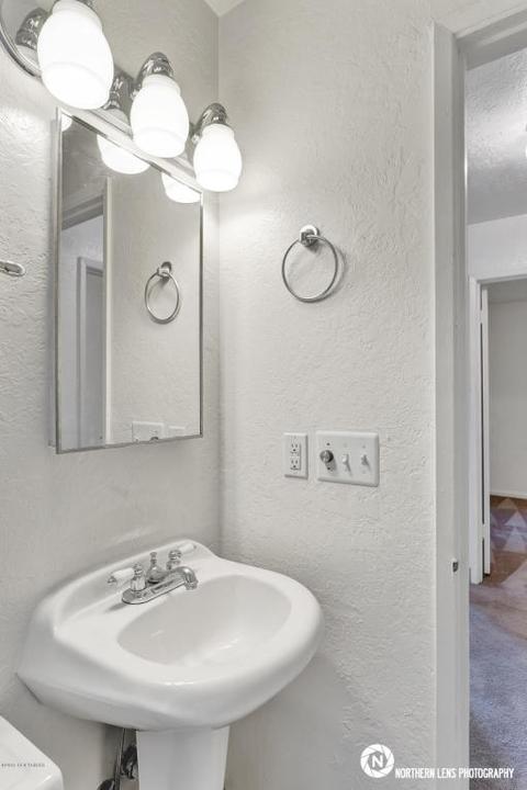 1620 E 27th Ave, Anchorage, AK 99508 photo 11