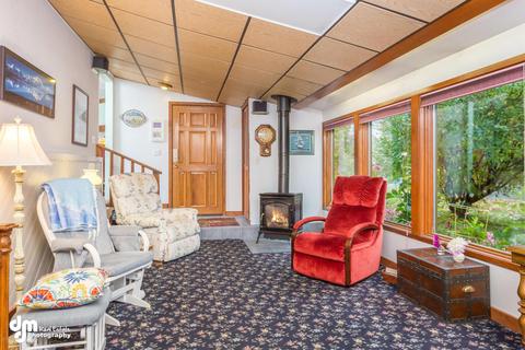 8340 Elderberry St, Anchorage, AK 99502 photo 21