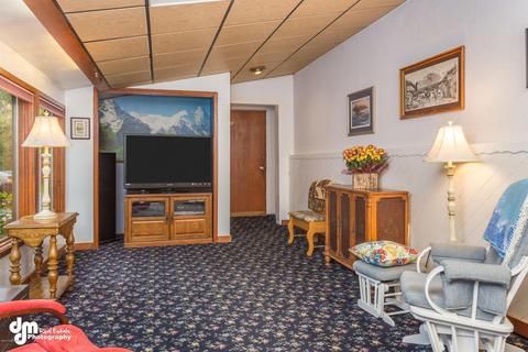 8340 Elderberry St, Anchorage, AK 99502 photo 20