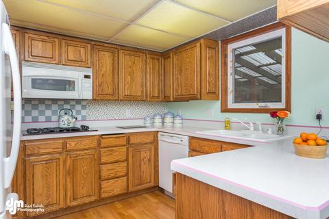 8340 Elderberry St, Anchorage, AK 99502 photo 29