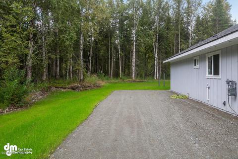 768 E Sage Rd, Wasilla, AK 99654 photo 11