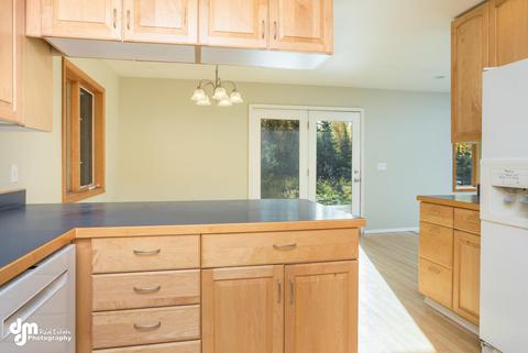 5635 Ridgeview Dr, Anchorage, AK 99516 photo 8