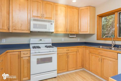 5635 Ridgeview Dr, Anchorage, AK 99516 photo 6