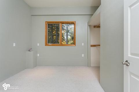 5635 Ridgeview Dr, Anchorage, AK 99516 photo 19