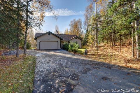 800 E Agate Ln, Wasilla, AK 99654 photo 2