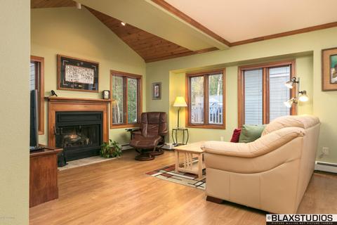 6632 Cimarron Cir, Anchorage, AK 99504 photo 8