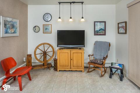 904 Lancaster Dr, Anchorage, AK 99503 photo 7