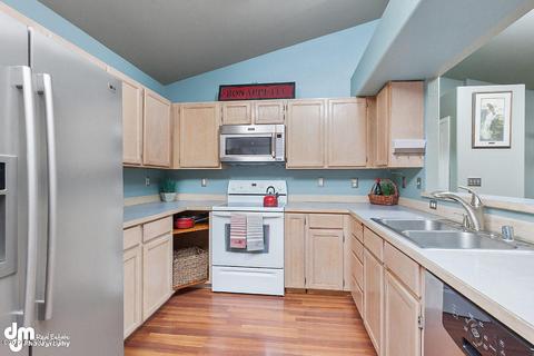 12154 Copper Mountain Dr, Eagle River, AK 99577 photo 4