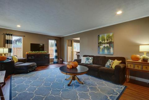 17422 Teklanika Dr, Eagle River, AK 99577 photo 7