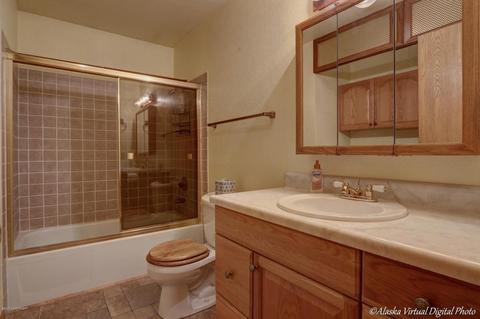 6205 E 21st Ave, Anchorage, AK 99504 photo 14