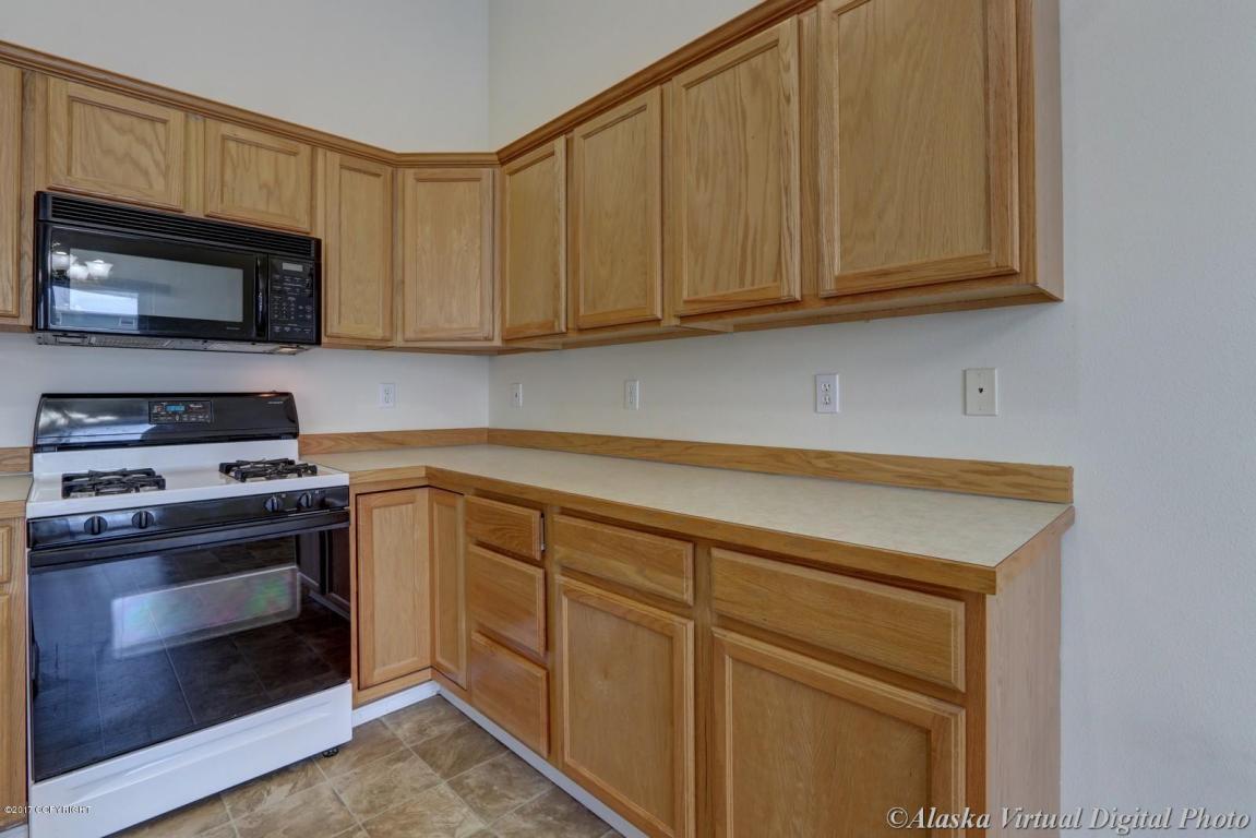 130 E 45th Ave # 36, Anchorage, AK 99503 photo 10