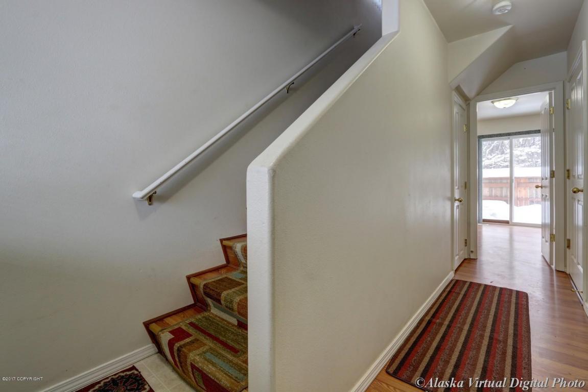 130 E 45th Ave # 36, Anchorage, AK 99503 photo 18
