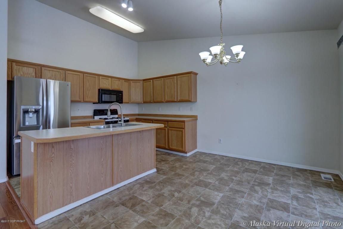130 E 45th Ave # 36, Anchorage, AK 99503 photo 8