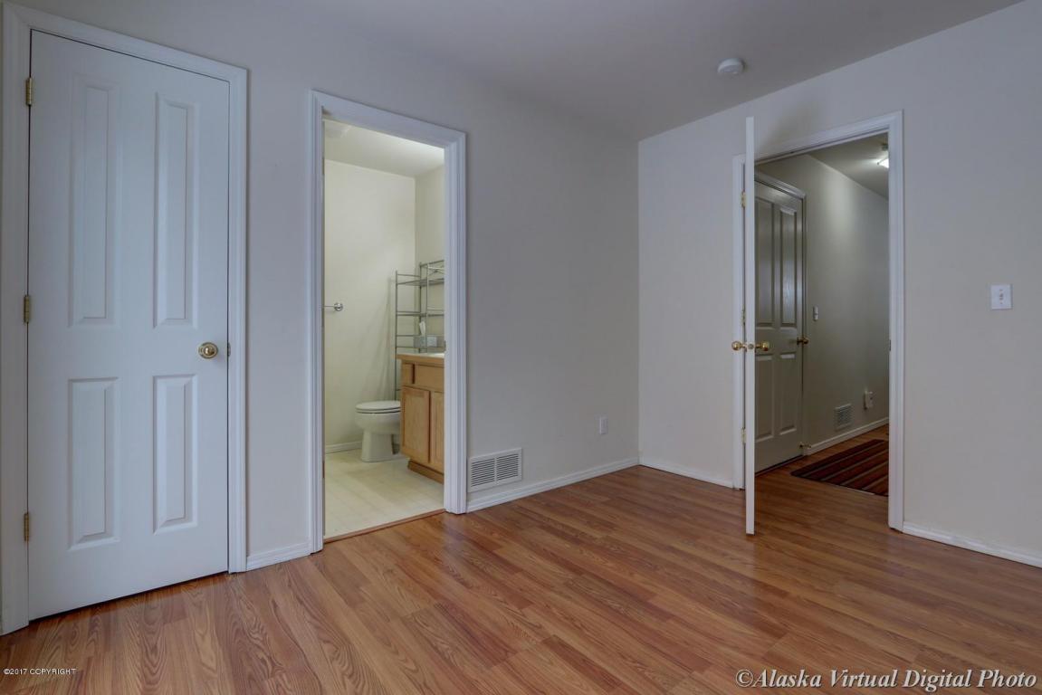 130 E 45th Ave # 36, Anchorage, AK 99503 photo 20