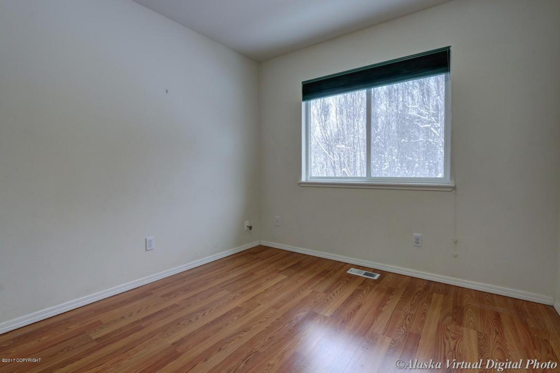 130 E 45th Ave # 36, Anchorage, AK 99503 photo 17
