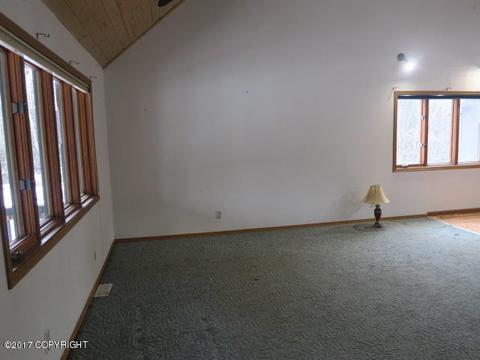 22533 Davidson Dr, Chugiak, AK 99567 photo 5