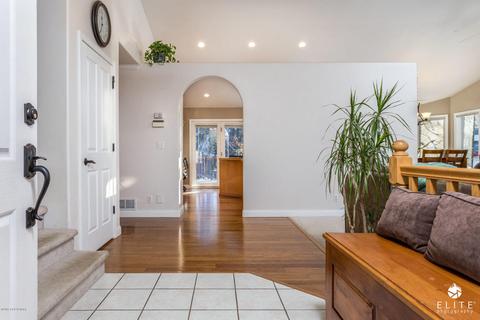 17150 Vanover Cir, Eagle River, AK 99577 photo 4