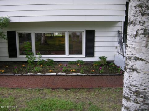 10028 Genora St, Eagle River, AK 99577 photo 9
