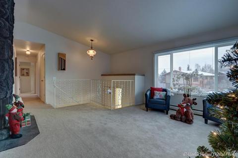 4131 Edinburgh Dr, Anchorage, AK 99502 photo 3