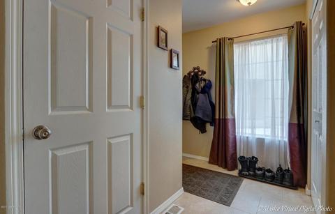 5521 Sapphire Loop # 4A, Anchorage, AK 99504 photo 2