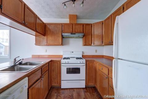 8030 Pinebrook Cir, Anchorage, AK 99507 photo 13