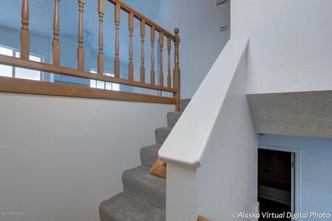 8030 Pinebrook Cir, Anchorage, AK 99507 photo 4