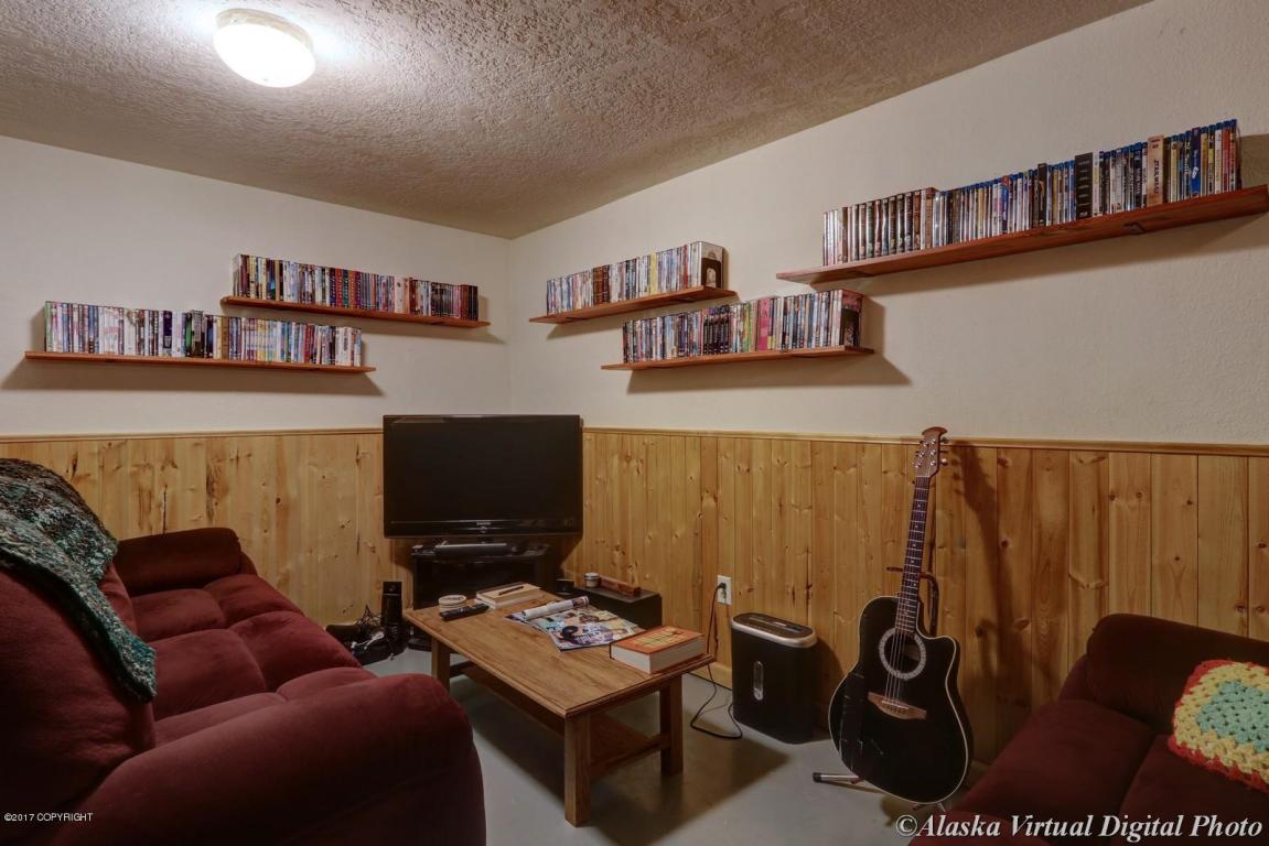 11416 Echo St, Eagle River, AK 99577 photo 23