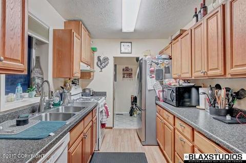 1321 Hartzog Loop, North Pole, AK 99705 photo 4