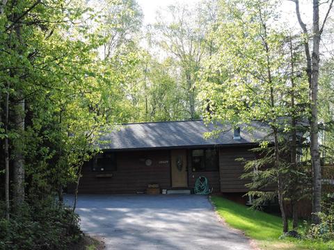 10049 Wren Ln, Eagle River, AK 99577 photo 1