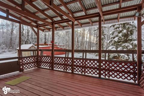 17812 Lacey Dr, Eagle River, AK 99577 photo 5