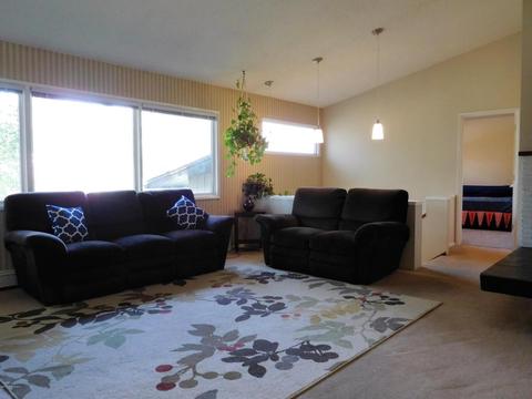 4101 Warwick Dr, Anchorage, AK 99508 photo 3