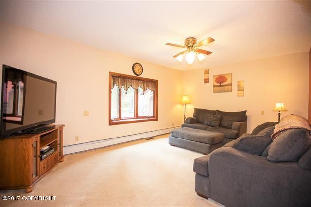 3686 Silverleaf Ave, North Pole, AK 99705 photo 9