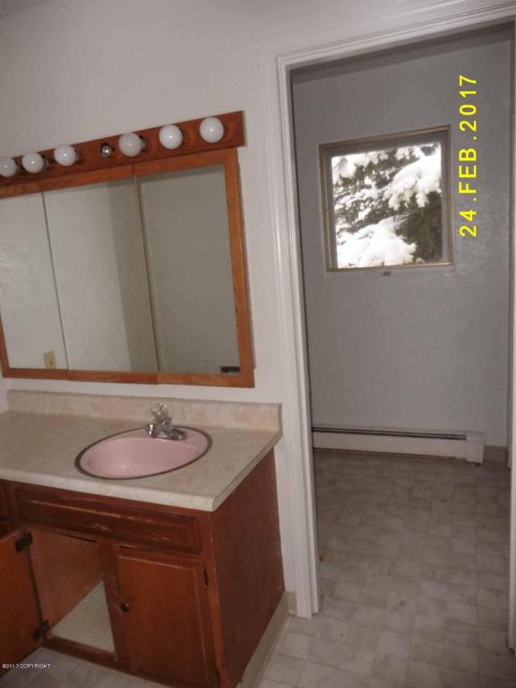 17031 Monte Rd, Eagle River, AK 99577 photo 4