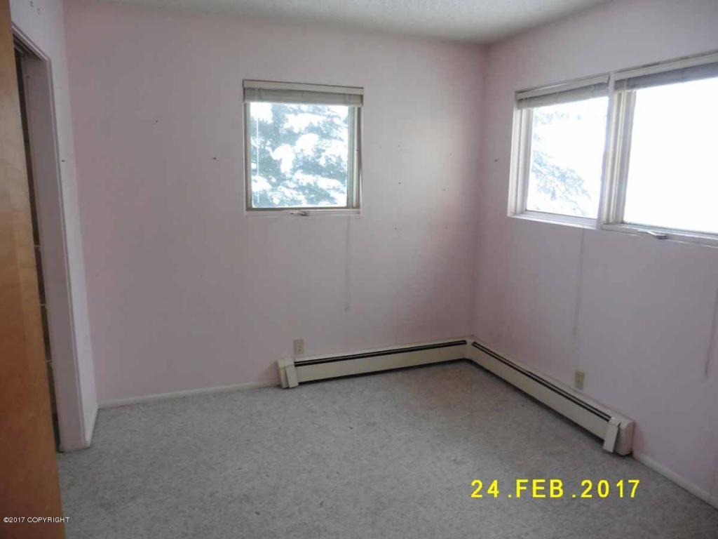 17031 Monte Rd, Eagle River, AK 99577 photo 5