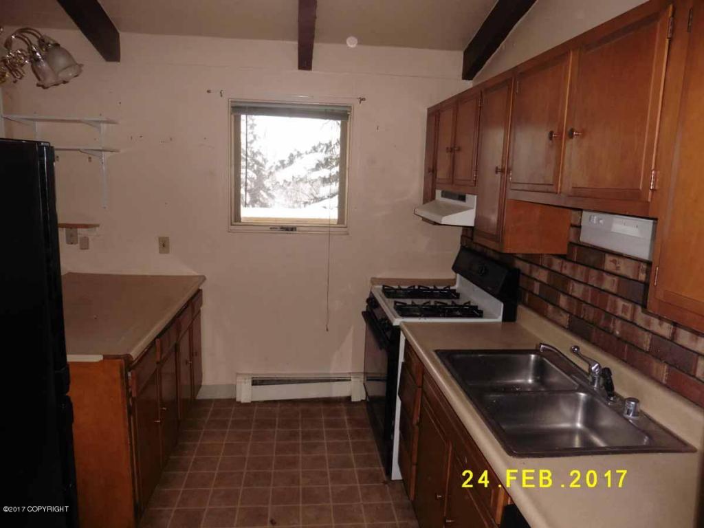 17031 Monte Rd, Eagle River, AK 99577 photo 8