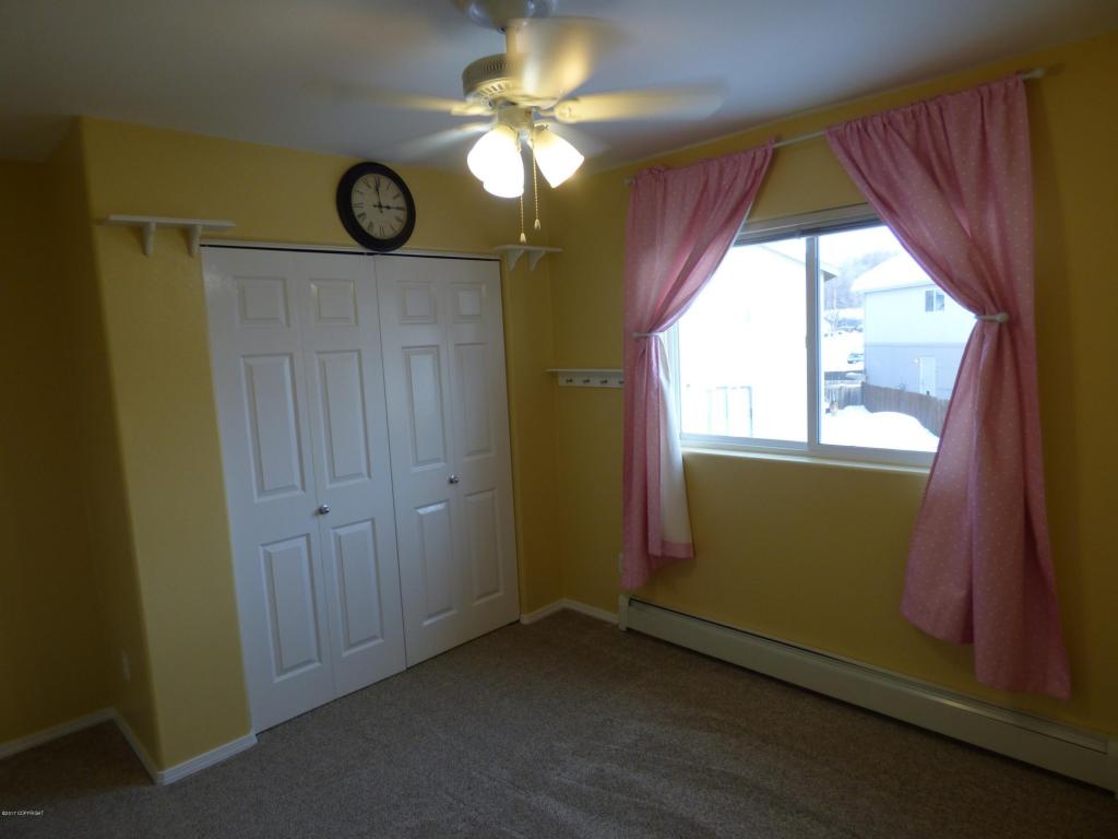 1679 Mountainman Loop # 20, Anchorage, AK 99507 photo 12