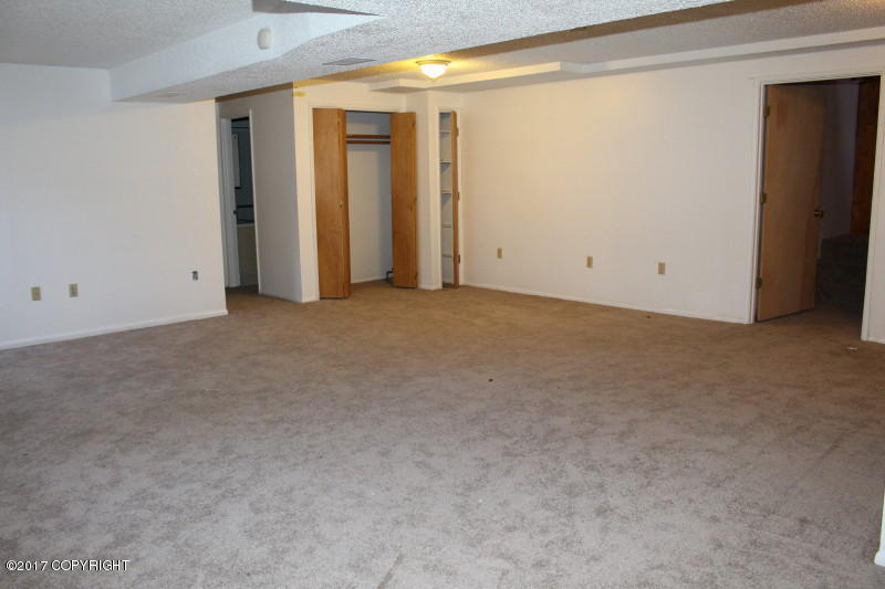 2908 Emory St, Anchorage, AK 99508 photo 21