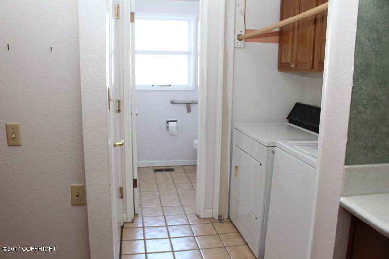 2908 Emory St, Anchorage, AK 99508 photo 10