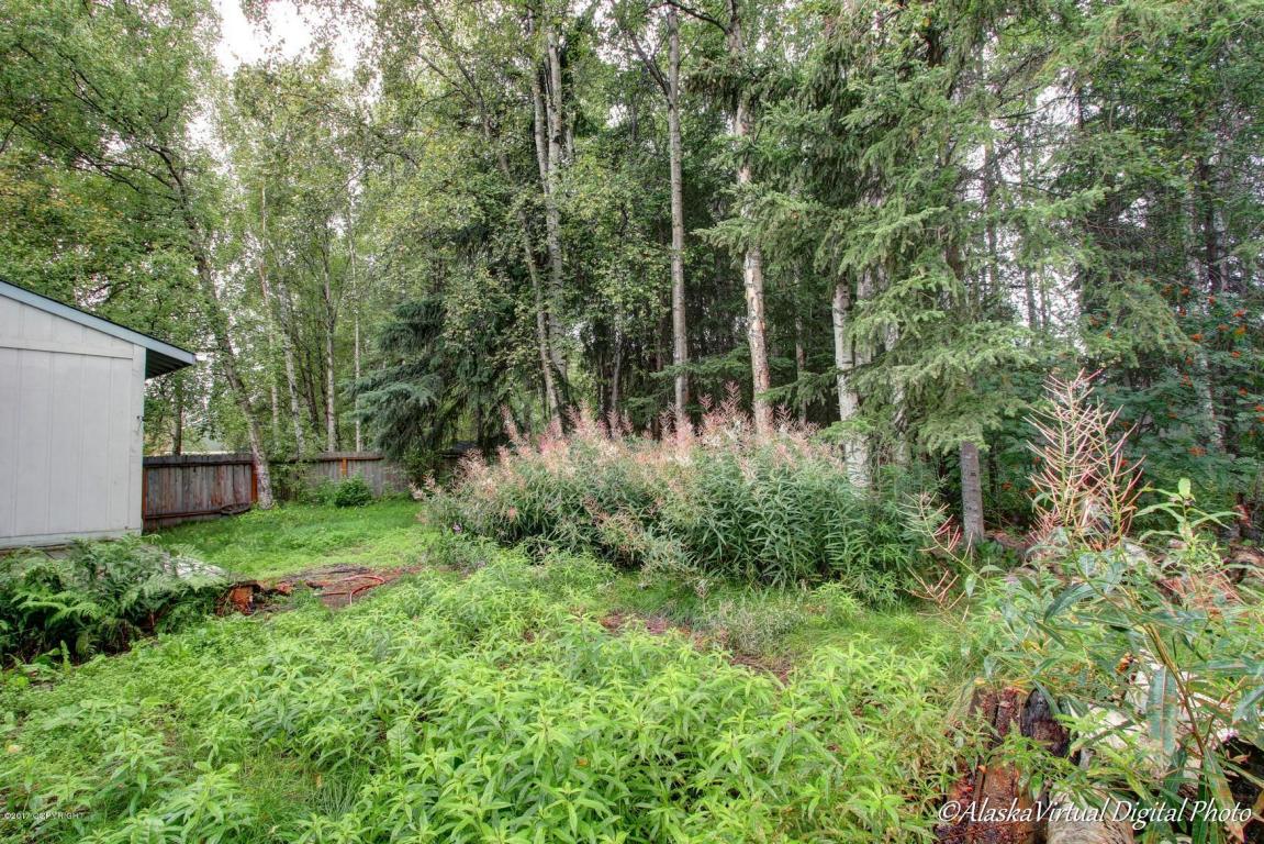 701 Harbor Cir, Anchorage, AK 99515 photo 2