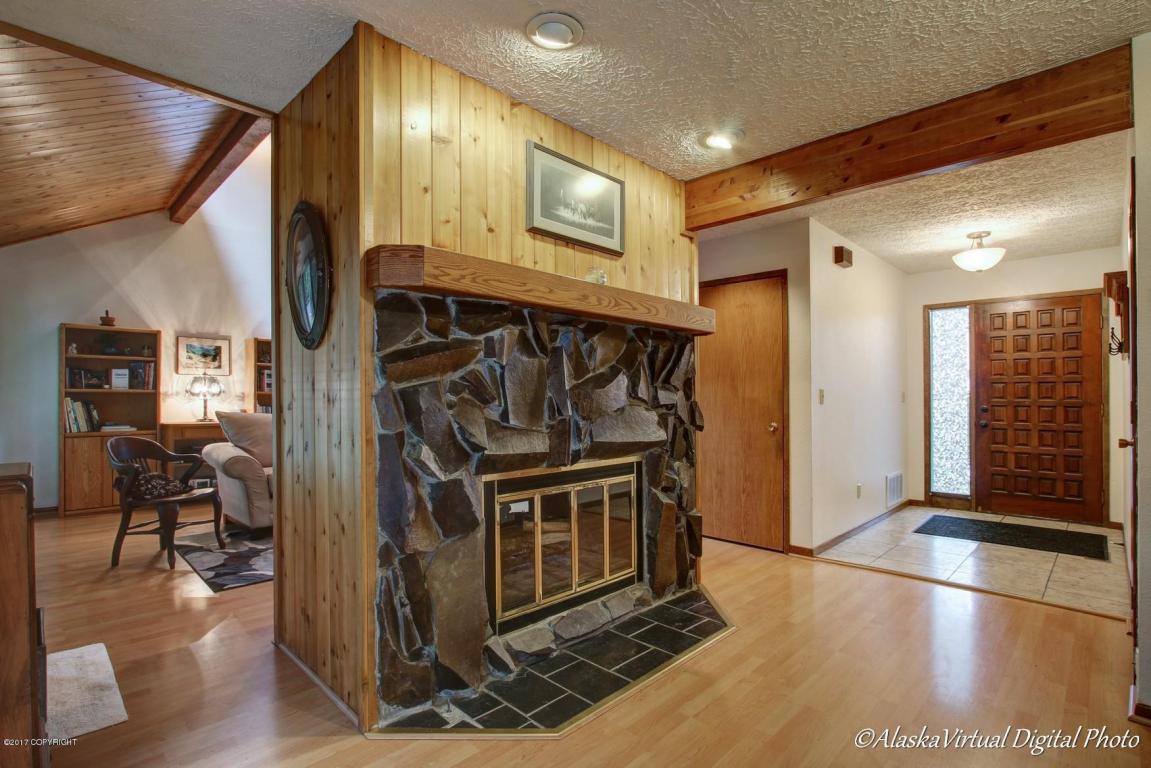 701 Harbor Cir, Anchorage, AK 99515 photo 6