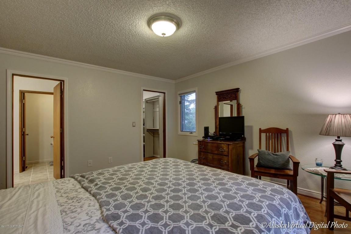 701 Harbor Cir, Anchorage, AK 99515 photo 23