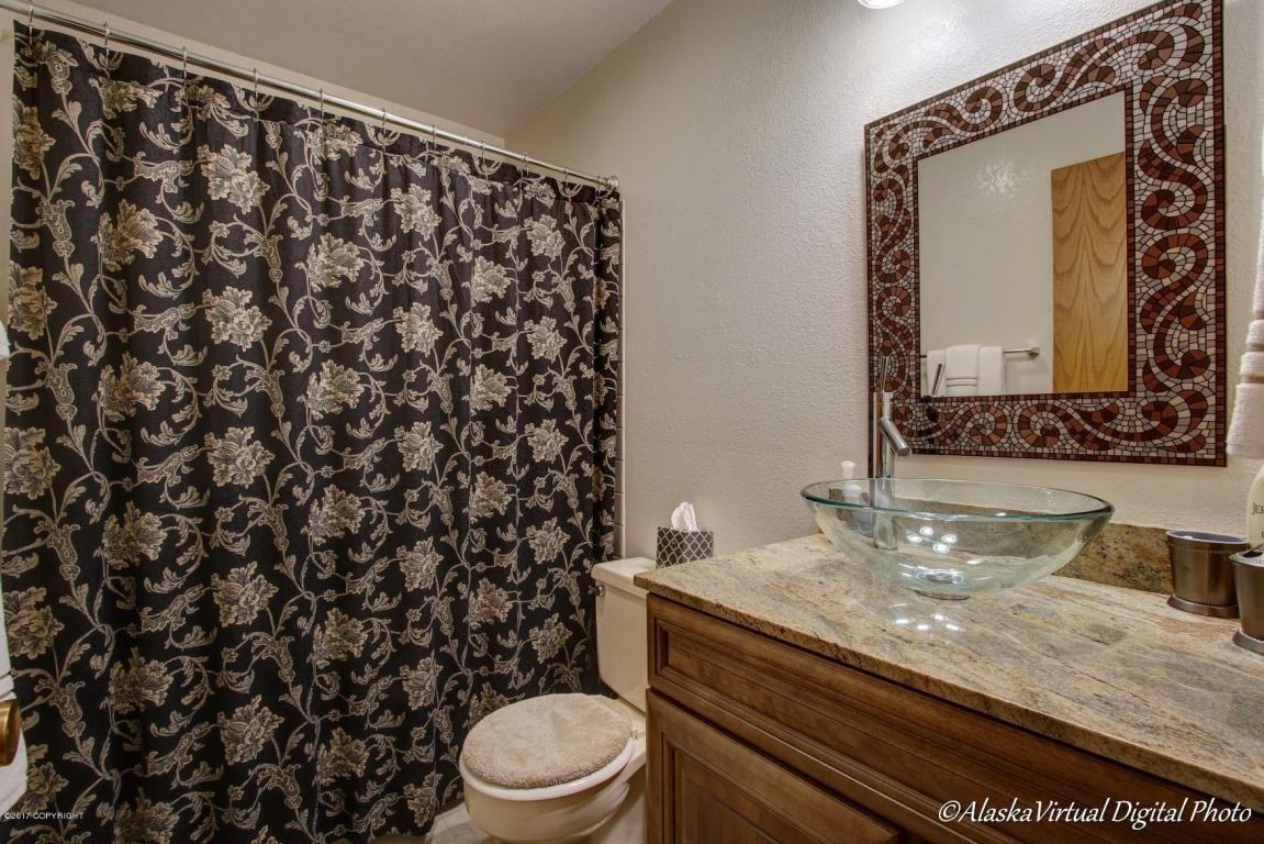 701 Harbor Cir, Anchorage, AK 99515 photo 29