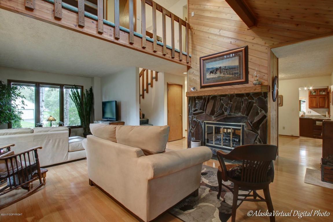 701 Harbor Cir, Anchorage, AK 99515 photo 7